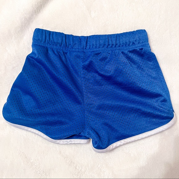 Gap Girls Athletic Shorts - Picture 2 of 3